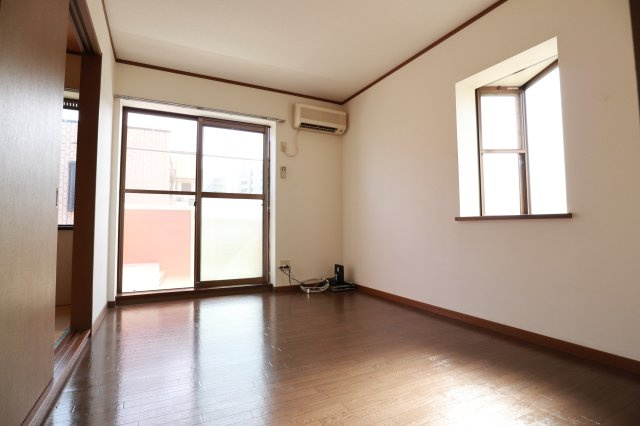 ルナハイツの居間・リビング