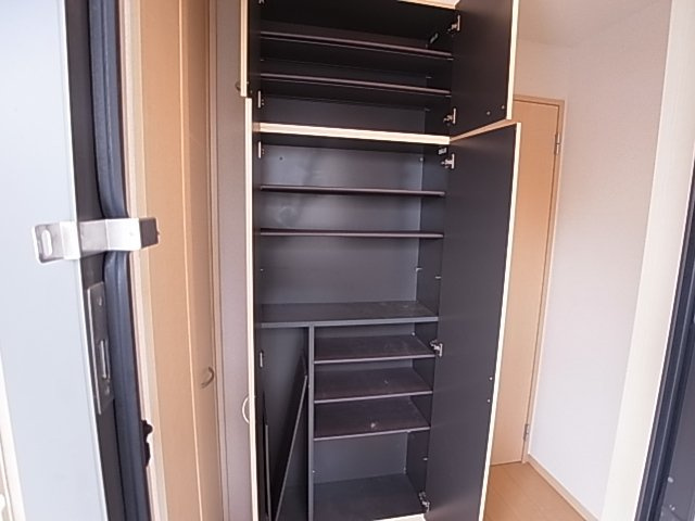 神戸市北区谷上西町のアパート