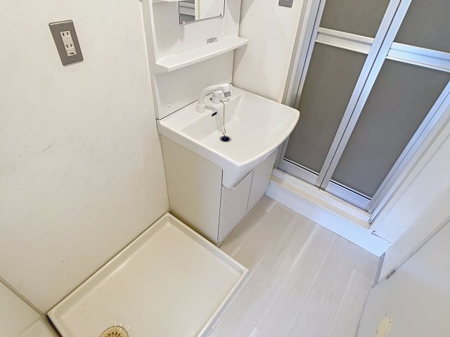 上町サンタウンの独立洗面台