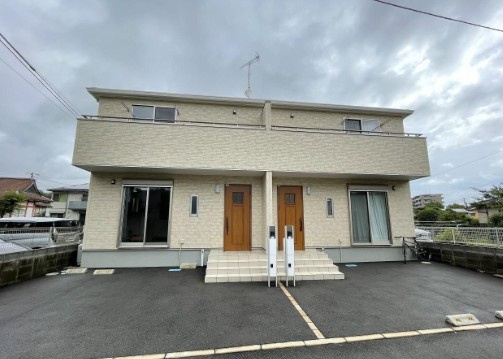 リーブルファイン諏訪野町