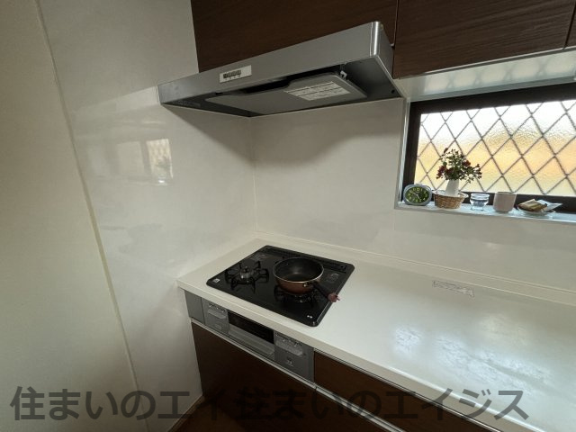 氷川町中古戸建のキッチン|きれいなキッチンです