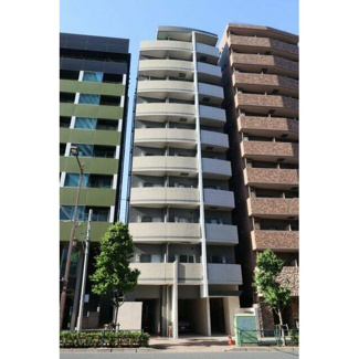 【外観】 | 鉄筋コンクリート造のがっちりとした建物。