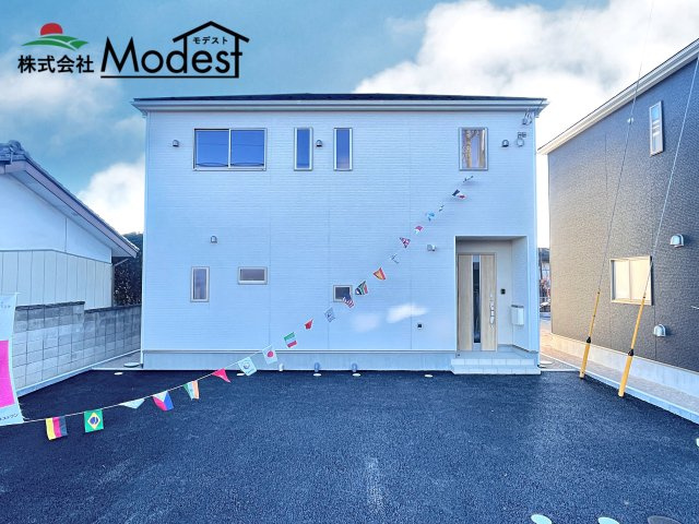 桐生市新里町新川の外観|年中無休で平日の仕事終わり夜２０時まで受付可能です。
事前のご予約がオススメです。お気軽にお問い合わせください。
