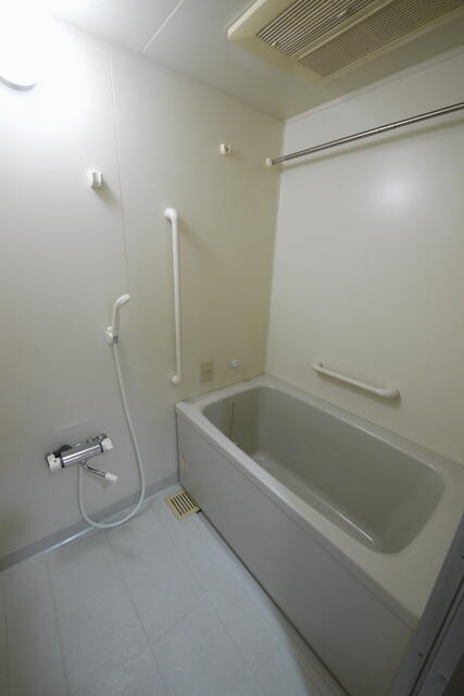 ベルメゾン南篠崎ユニゾンの浴室|一日の疲れを癒す浴室