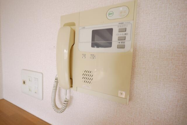 ベルメゾン南篠崎ユニゾンのセキュリティ|モニター付きインターホン
