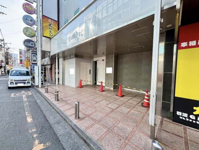 大宮オリンピアビルの外観