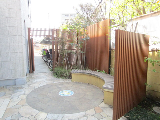 Ｌａ　Ａｐａｒｔａ　Ｆａｍｉｌｉａ　高石神のロビー|★エントランスロビー★