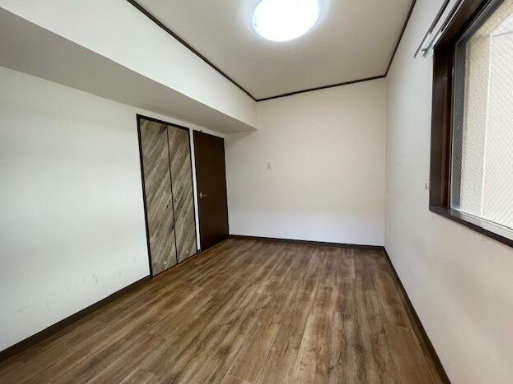 シティマンション大名の洋室