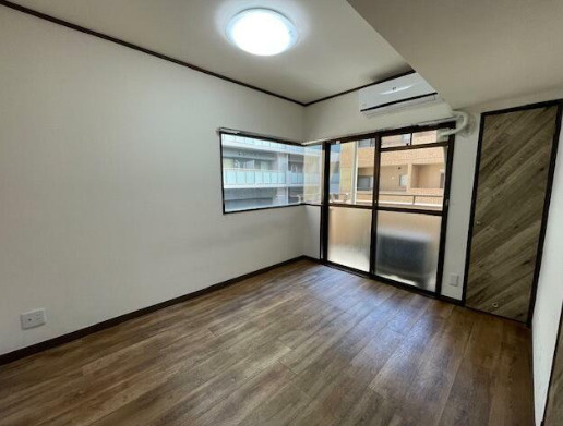 シティマンション大名の洋室