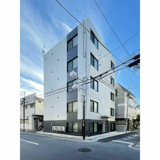 【外観】 | 鉄筋コンクリート造のがっちりとした建物。