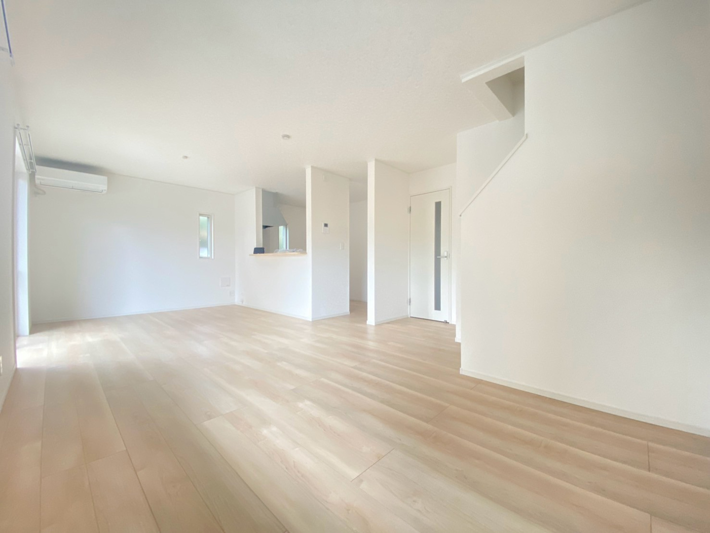 【居間・リビング】