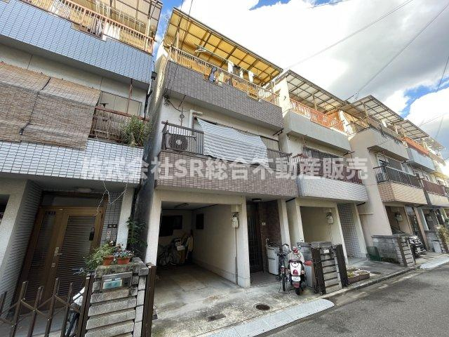 松原１丁目中古戸建の外観|リフォームや住宅ローン・東大阪市の不動産の事なら弊社にお任せ下さいませ！
各地域の特徴・グルメ・裏道やその他、細かい情報等も熟知した
東大阪市出身のスタッフが新生活を送るお客様をサポート致します！