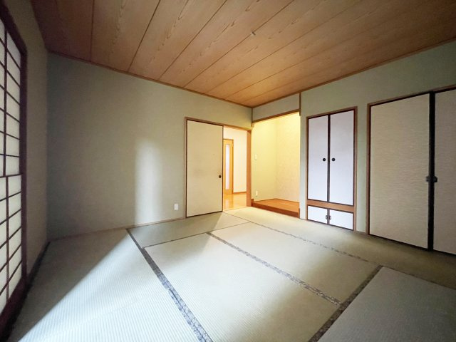 八万町橋本一戸建の和室