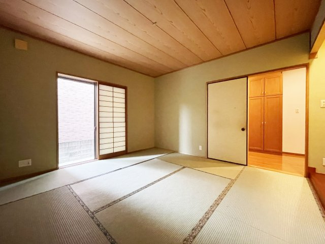 八万町橋本一戸建の和室