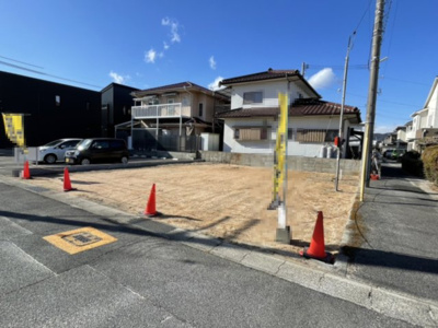 【前面道路含む現地写真】 | セルリアンステージ岩国市牛野谷三丁目