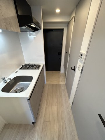 レジュールアッシュ塚本レジデンスの玄関