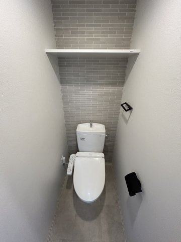 レジュールアッシュ塚本レジデンスのトイレ