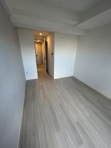 レジュールアッシュ塚本レジデンスの居間・リビング