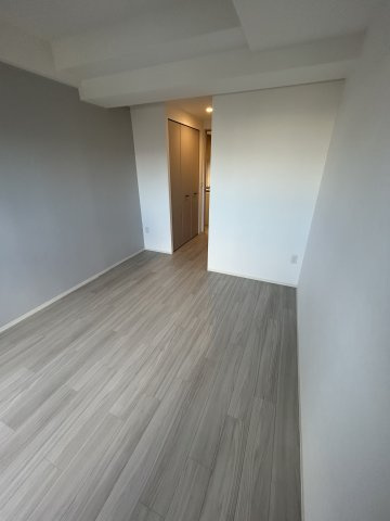 レジュールアッシュ塚本レジデンスの寝室