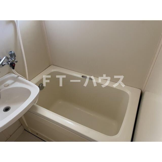 コーポ四季の浴室