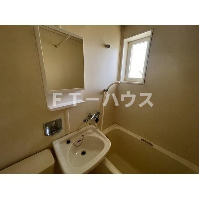 コーポ四季の浴室