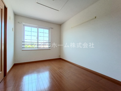 【洋室】 | ユトリロ野田 | 別部屋写真です。