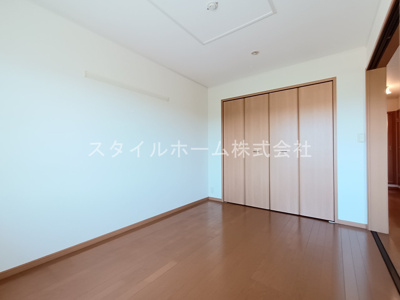 【洋室】 | ユトリロ野田 | 別部屋写真です。