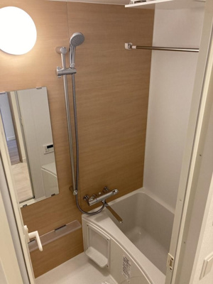 【浴室】 | LANDIC M322 | 別号室の写真になります。現況優先。