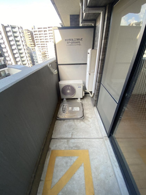 【バルコニー】 | ラフィネス薬院イーストタワー | 別号室の写真になります。現況優先。