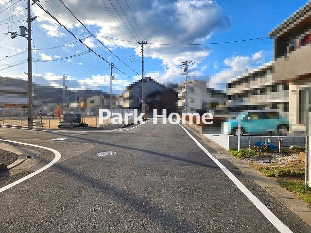 高知市百石町2丁目-4号地-売土地の前面道路含む現地写真