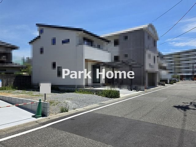 高知市百石町2丁目-4号地-新築戸建ての前面道路含む現地写真