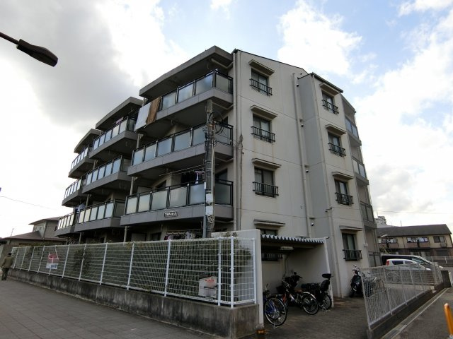 ツイン88N棟の外観