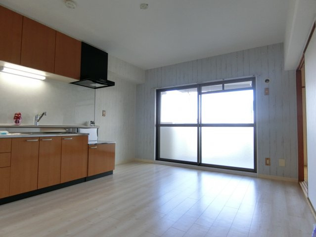 ツイン88N棟の居間・リビング