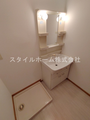 【洗面所】 | ユトリロ野田 | 別部屋写真です。