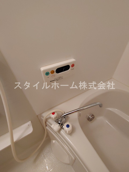【浴室】 | ユトリロ野田 | 別部屋写真です。