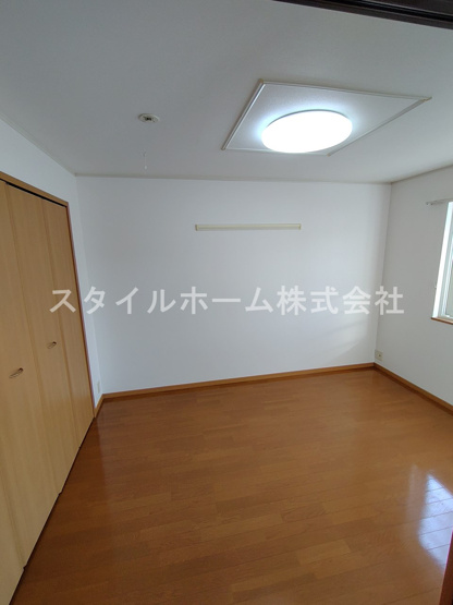 【居間・リビング】 | ユトリロ野田 | 別部屋写真です。