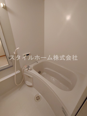 【浴室】 | ユトリロ野田 | 別部屋写真です。
