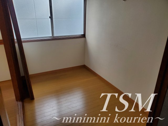 日新町一戸建貸家の子供部屋