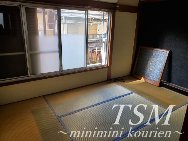 日新町一戸建貸家の和室