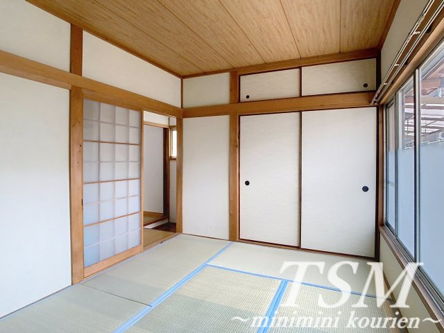 日新町一戸建貸家の和室