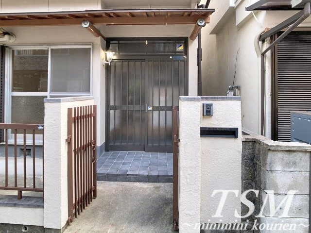 日新町一戸建貸家のエントランス