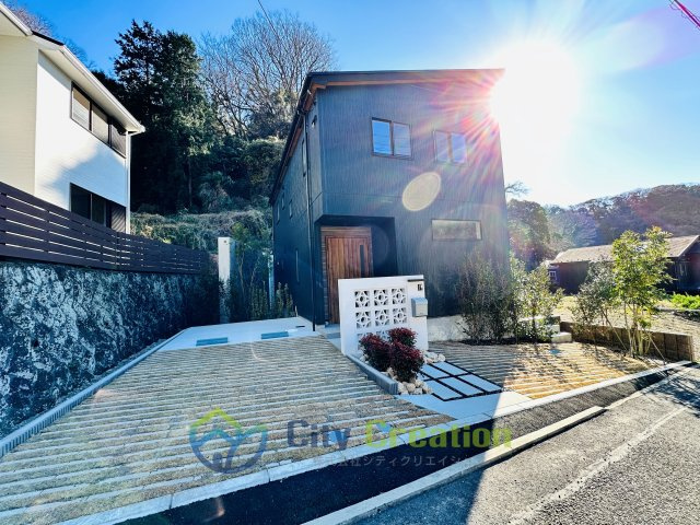 海まで徒歩約12分！緑と海が楽しめるが長期優良住宅付き新築戸建の外観