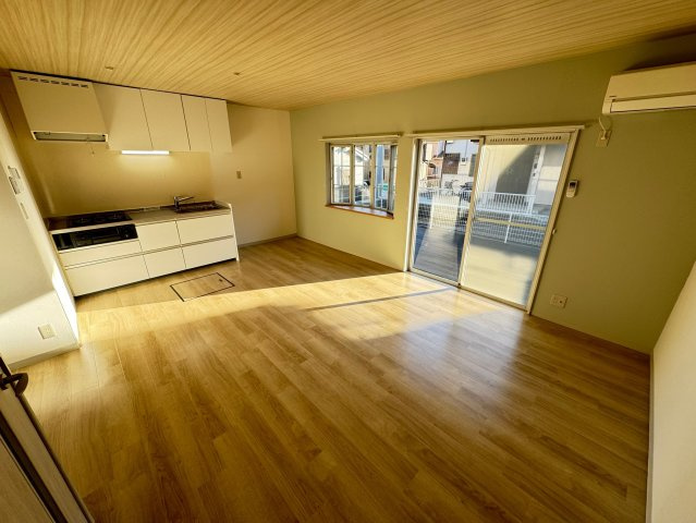 【居間・リビング】