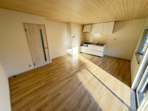 【居間・リビング】