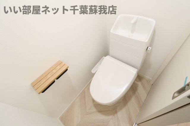ｃｌａｒｔｅ葛城のトイレ|落ち着いた色調のトイレです