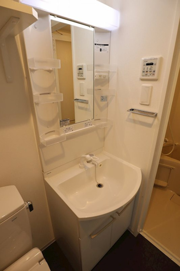 【洗面所】スパシエ横浜アルト 