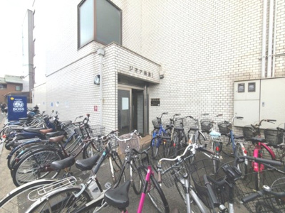 【エントランス】 | ジオナ柴島Ⅱ | 外観とマッチしたエントランスです