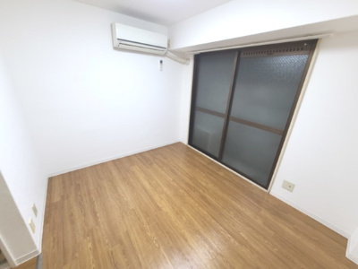 【居間・リビング】 | ジオナ柴島Ⅱ | 明るいお部屋です