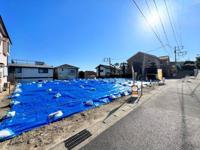 【前面道路含む現地写真】 | ◆鎌倉市梶原　新築２号棟◆ | ◆住宅ローンのご相談や周辺環境のご案内も含め、ローンに詳しい、地元に詳しいスタッフがお出迎えさせていただきます。お気軽にご相談ください。