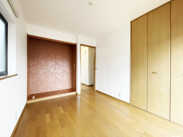 八万町内浜一戸建の居間・リビング